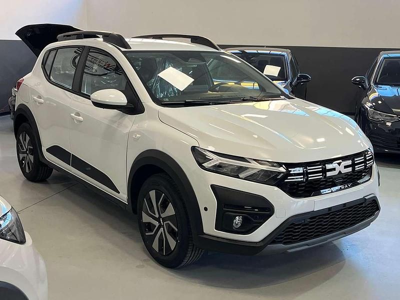 Nuova Dacia Sandero Expression 101 CV (74 kW) 2026 Bianco Berlina