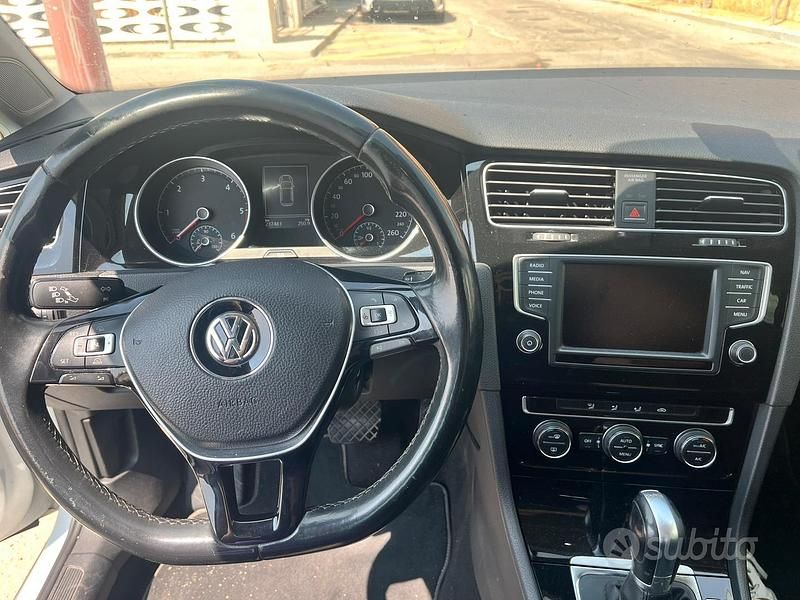 Usata VW Golf VII 110 CV (80 kW) 2015 Bianco Berlina