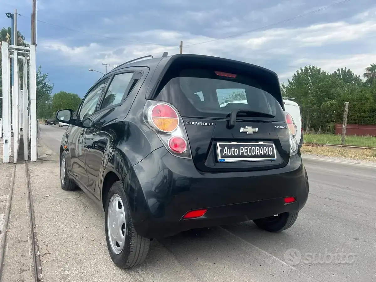 Usata Chevrolet Spark LS 65 CV (47 kW) 2010 Verde Utilitaria
