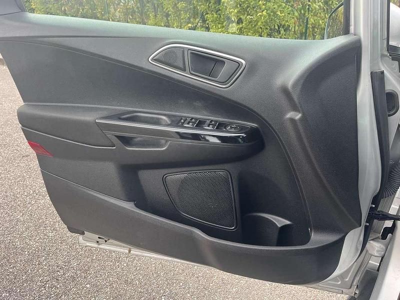Usata Ford B-MAX Titanium 75 CV (55 kW) 2017 Monovolume