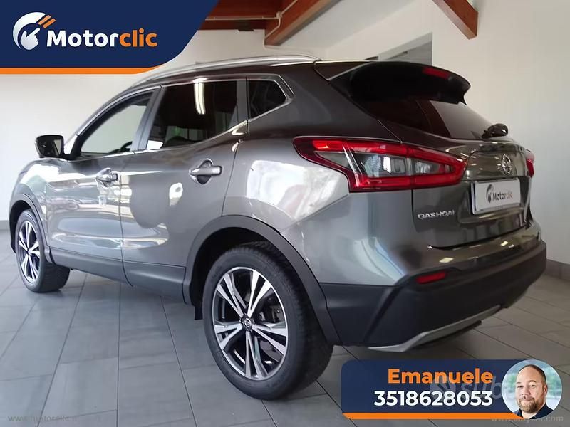 Usata Nissan Qashqai Tekna 131 CV (96 kW) 2018 Grigio SUV
