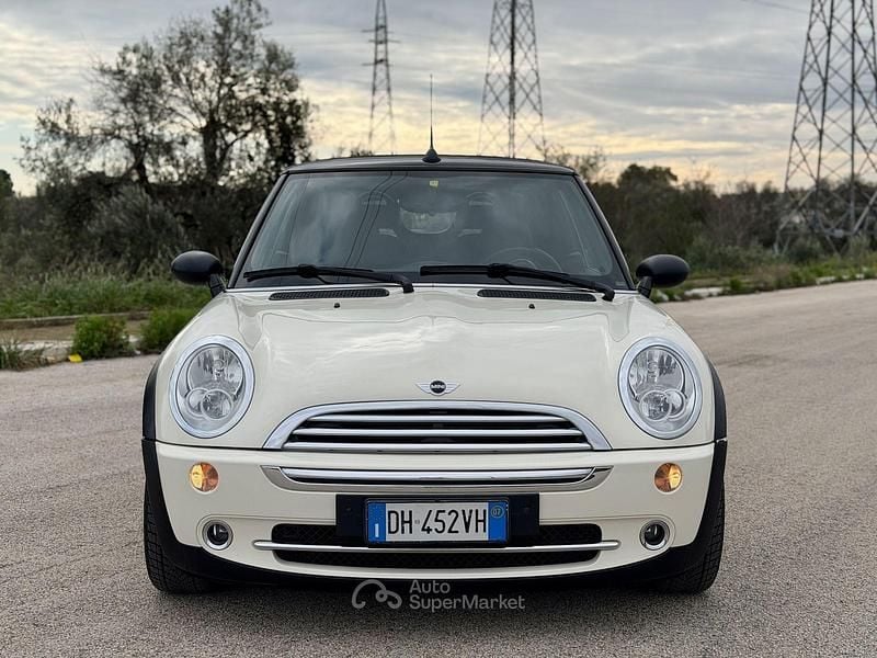 Usata Mini Cooper Cabriolet Hype 90 CV (66 kW) 2007 Beige Cabrio