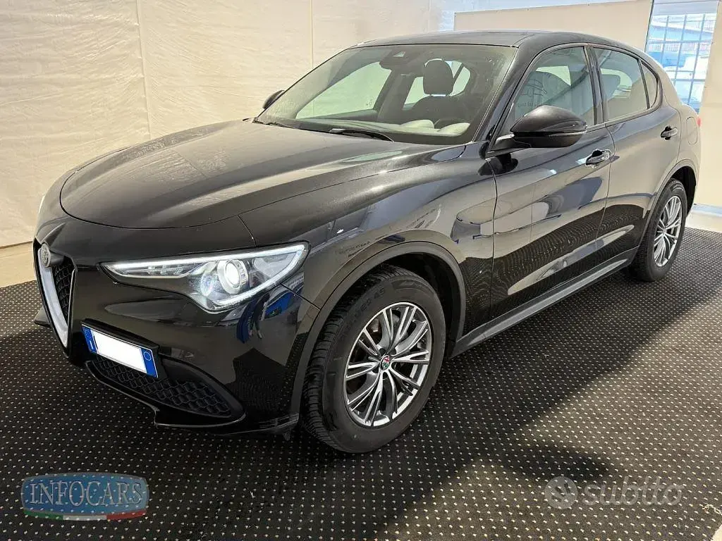 Usata Alfa Romeo Stelvio Business 190 CV (139 kW) 2021 SUV