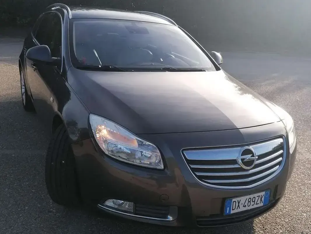 Gebraucht Opel Insignia Cosmo 160 PS (117 kW) 2009 Grau Kombi