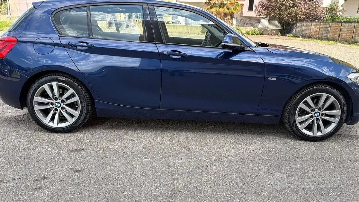 Usata BMW 118 Sport Line 150 CV (110 kW) 2017 Bluazzurro Berlina