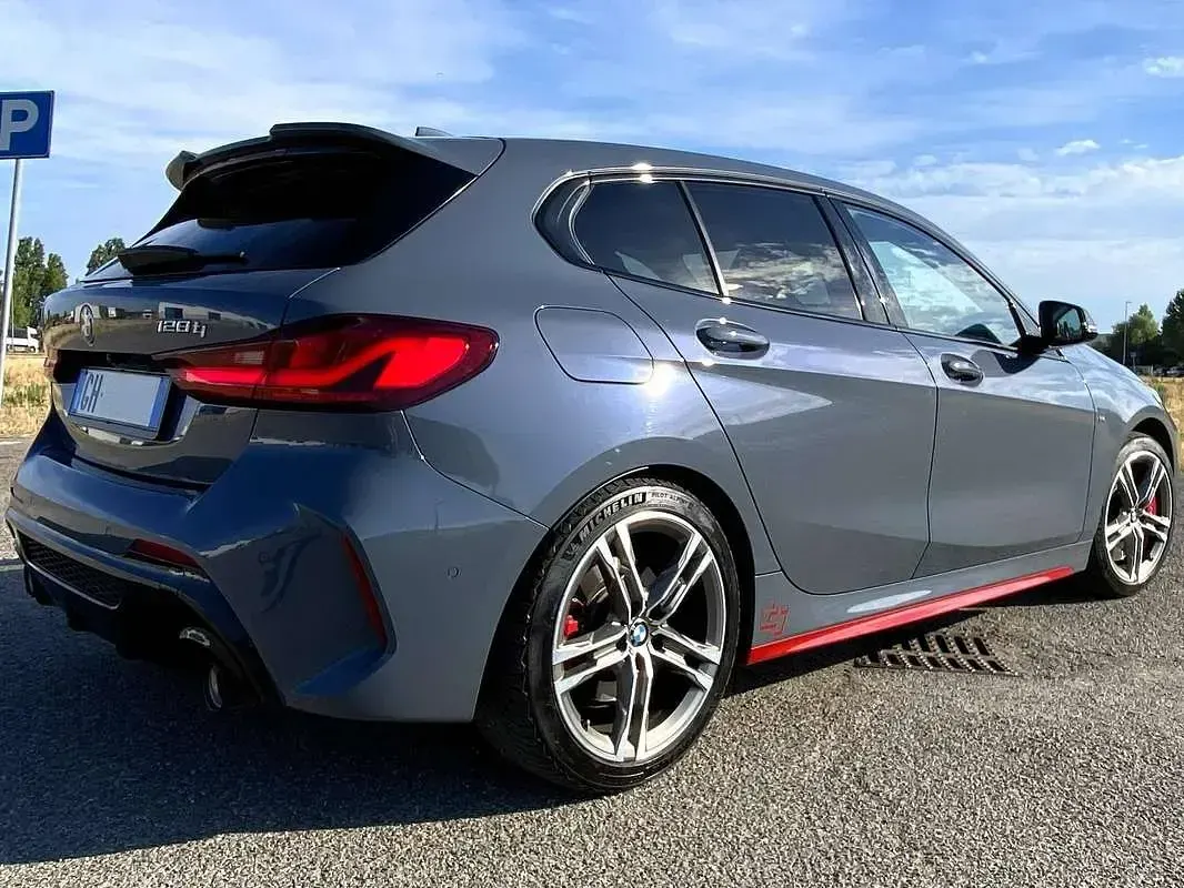 Usata BMW 128 ti Efficient Dynamics 265 CV (194 kW) 2022 Blu/azzurro Utilitaria