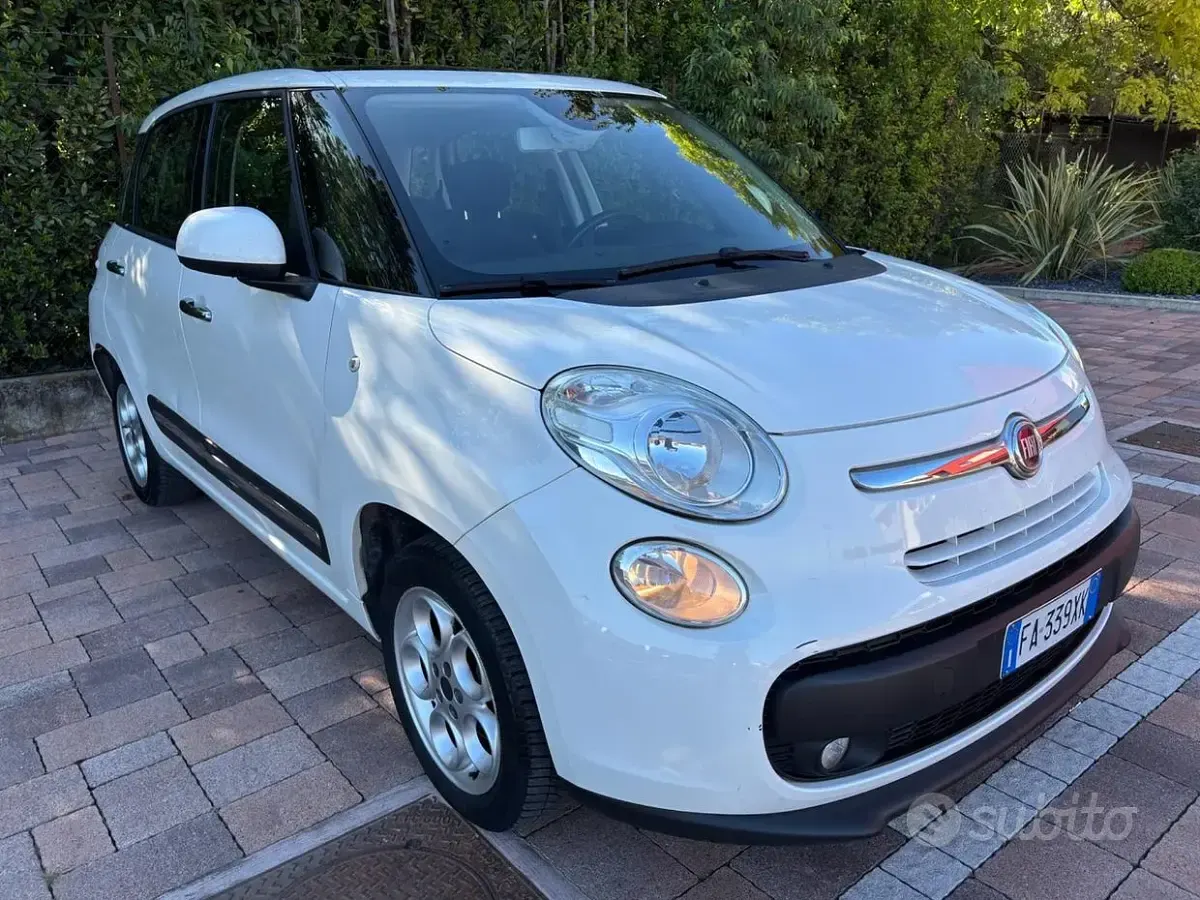 Usata Fiat 500L Lounge 95 CV (69 kW) 2015 Bianco Monovolume