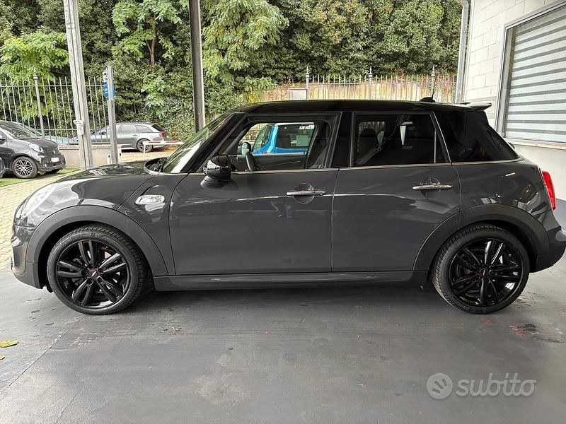 Usata Mini Cooper SD Hype 170 CV (125 kW) 2017 Grigio Utilitaria