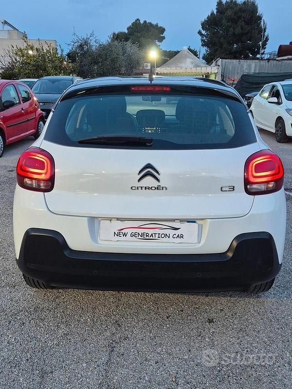 Usata Citroën C3 Feel 74 CV (54 kW) 2018 Bianco Utilitaria