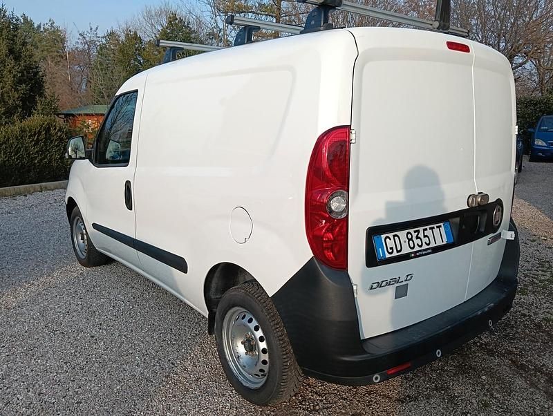 Usata Fiat Doblò Business 95 CV (69 kW) 2020 Bianco