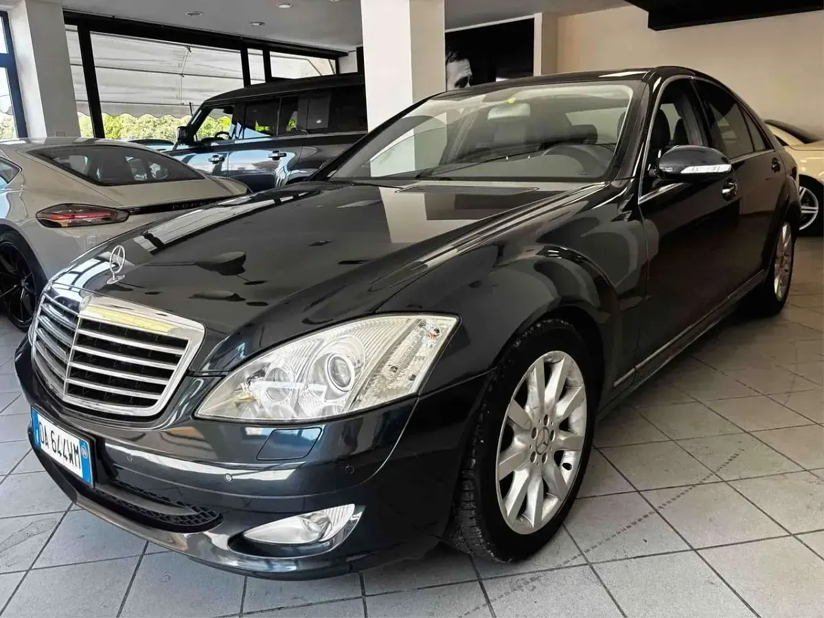 Usata Mercedes S320 Elegance 235 CV (172 kW) 2006 Blu/azzurro Berlina