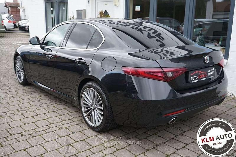 Usata Alfa Romeo Giulia Super 179 CV (131 kW) 2017 Nero Berlina