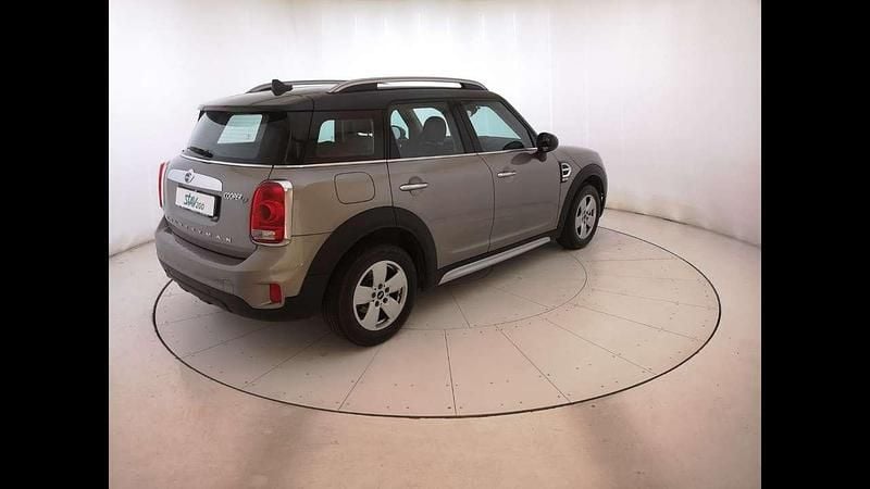 Usado Mini Cooper D Countryman 150 HP (110 kW) 2017 Cinzento SUV
