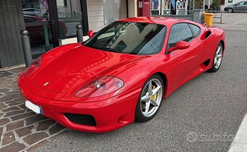 Usata Ferrari 360 400 CV (294 kW) 2002 Rosso Coupé
