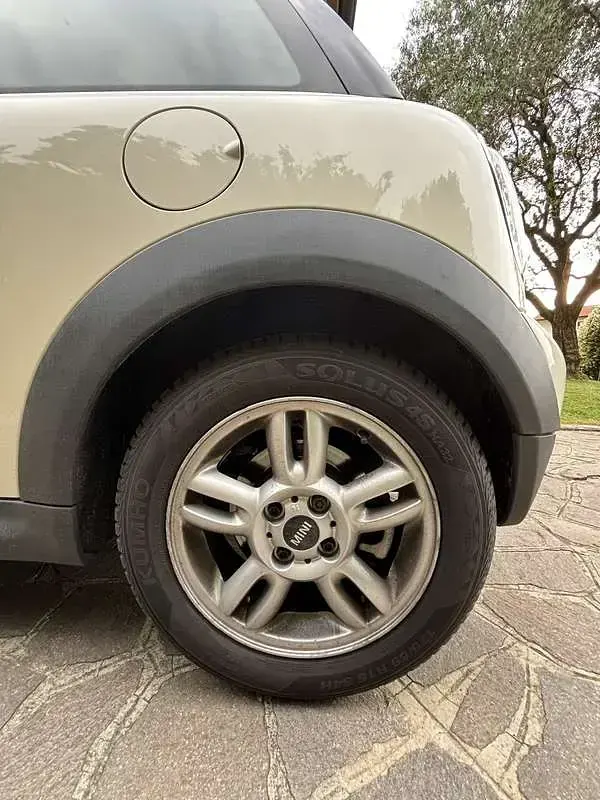 Usata Mini ONE 75 CV (55 kW) 2012 Bianco Utilitaria