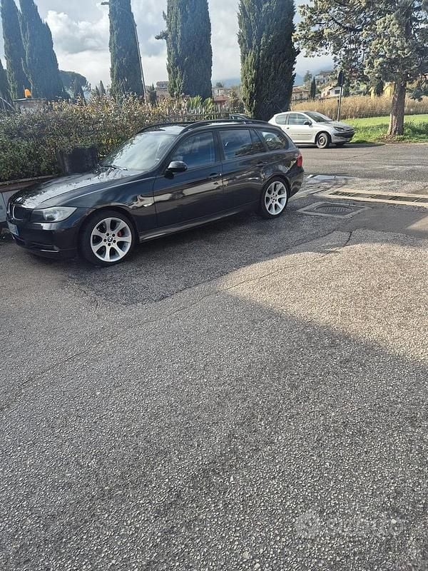 Usata BMW 320 177 CV (130 kW) 2007 Nero Station wagon