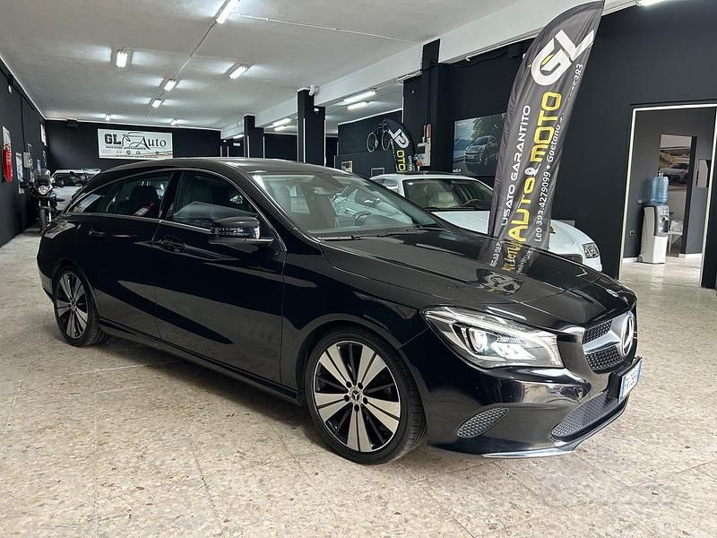 Usata Mercedes CLA200 Executive 136 CV (100 kW) 2019 Nero Station wagon
