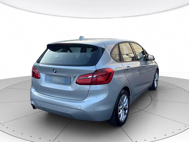 Usata BMW 225 Active Tourer iPerformance 136 CV (100 kW) 2021 Argento Monovolume
