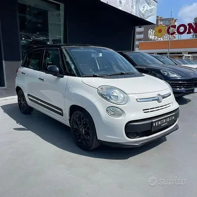 Usata Fiat 500L Lounge 95 CV (69 kW) 2012 Monovolume