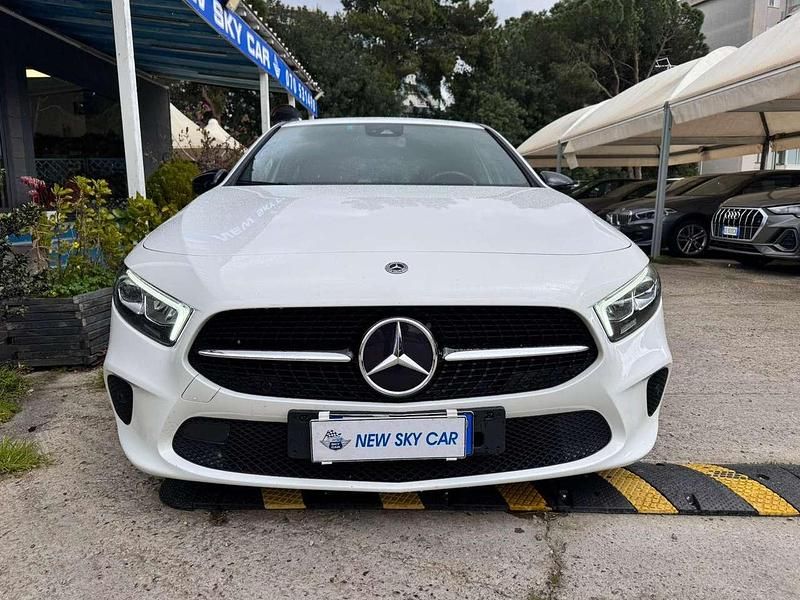 Usata Mercedes A180 Premium 116 CV (85 kW) 2022 Bianco Berlina