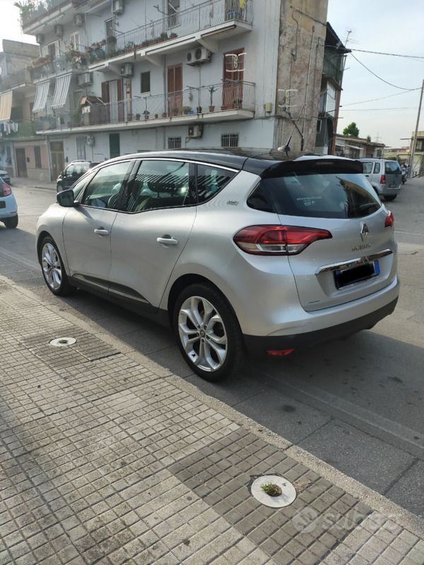 Usata Renault Scénic IV 2018 Grigio Monovolume