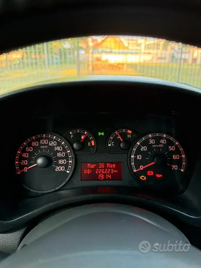 Usata Fiat Panda 77 CV (56 kW) 2008 Grigio Utilitaria