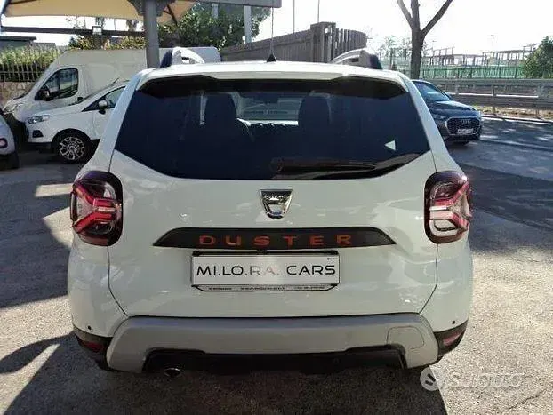 Usata Dacia Duster 116 CV (85 kW) 2022 Bianco SUV