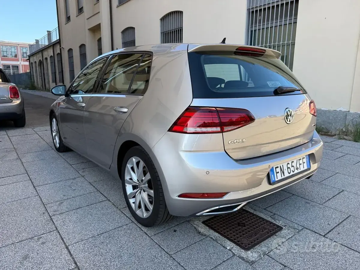 Usata VW Golf VII Highline 150 CV (110 kW) 2018 Grigio Berlina