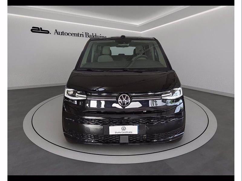 Usata VW Multivan Style 150 CV (110 kW) 2023 Nero perla Monovolume