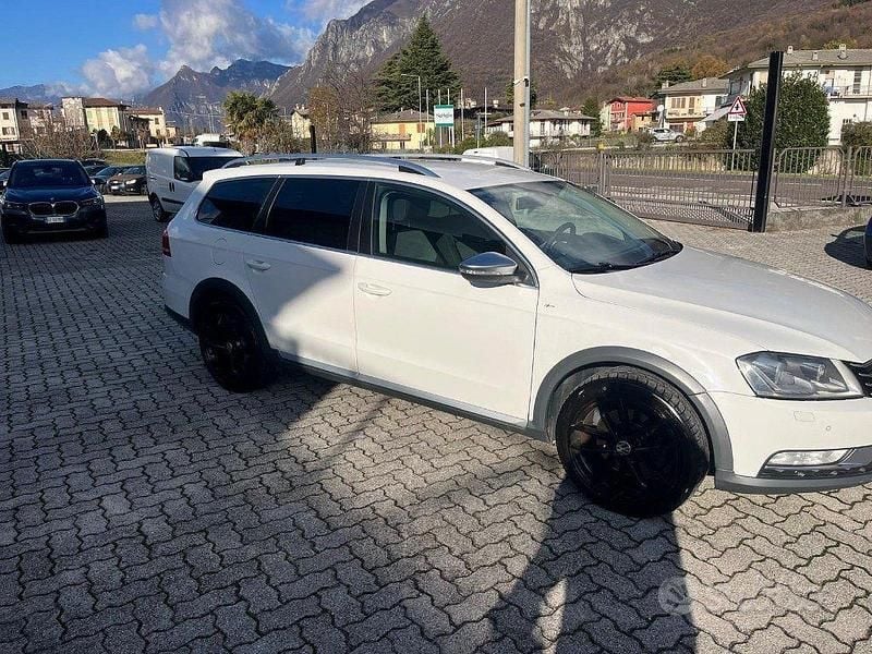 Usata VW Passat Alltrack 177 CV (130 kW) 2013 Bianco Station wagon