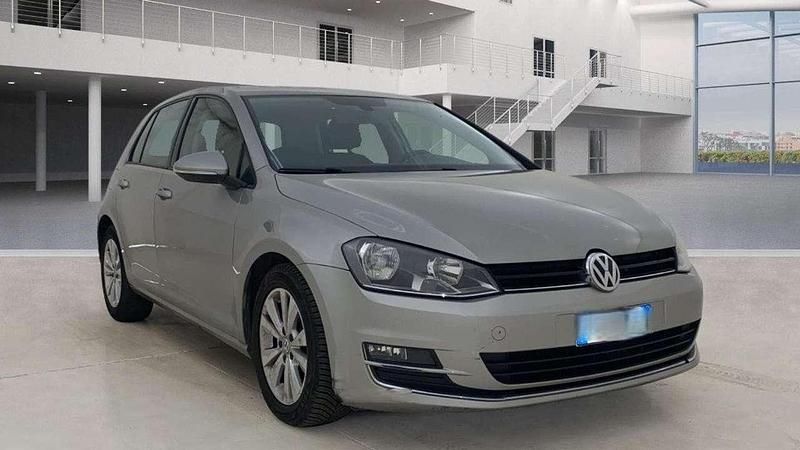 Usata VW Golf VII Highline 110 CV (80 kW) 2015 Argento Berlina
