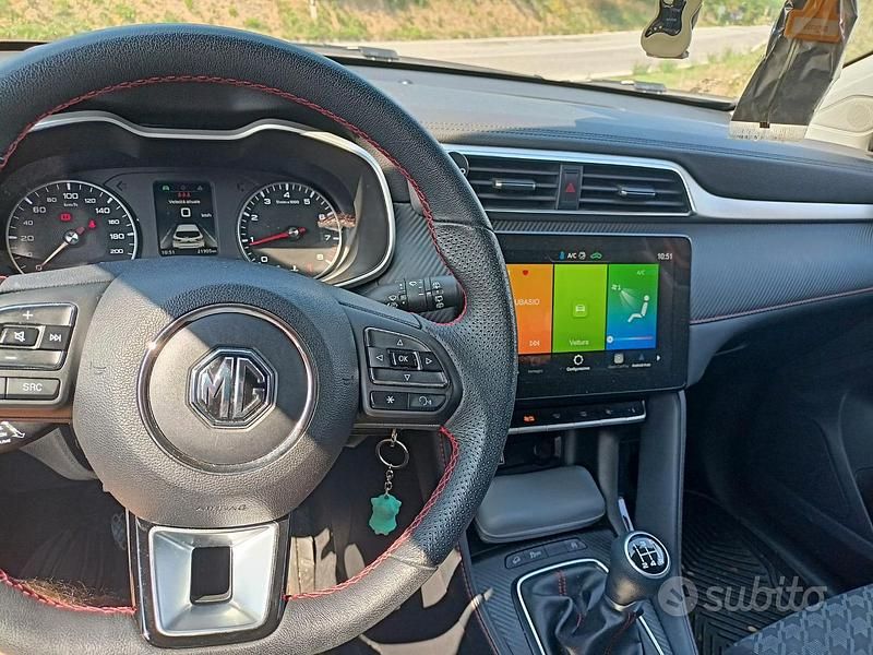 Usata MG ZS Comfort 106 CV (77 kW) 2024 Berlina