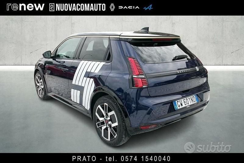 Usata Renault R5 Iconic 110 kW (150 CV) 2024 Nero Utilitaria