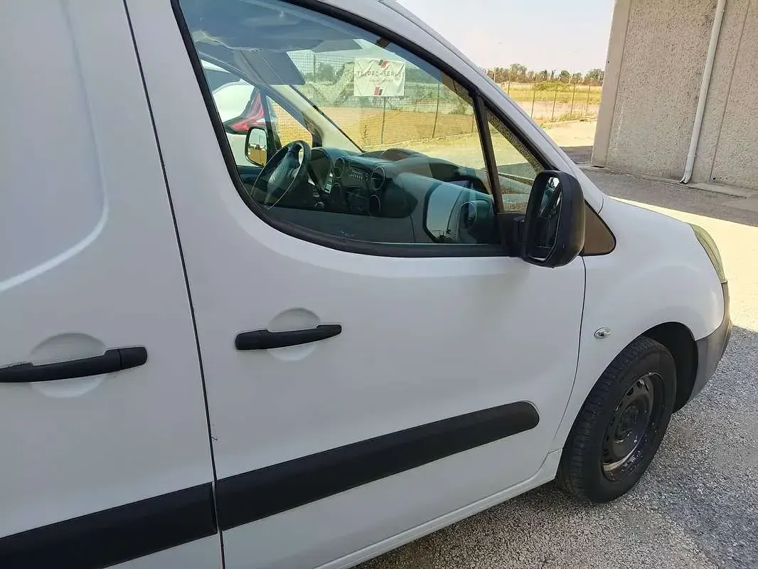 Usata Citroën Berlingo Feel 99 CV (72 kW) 2017 Bianco Monovolume