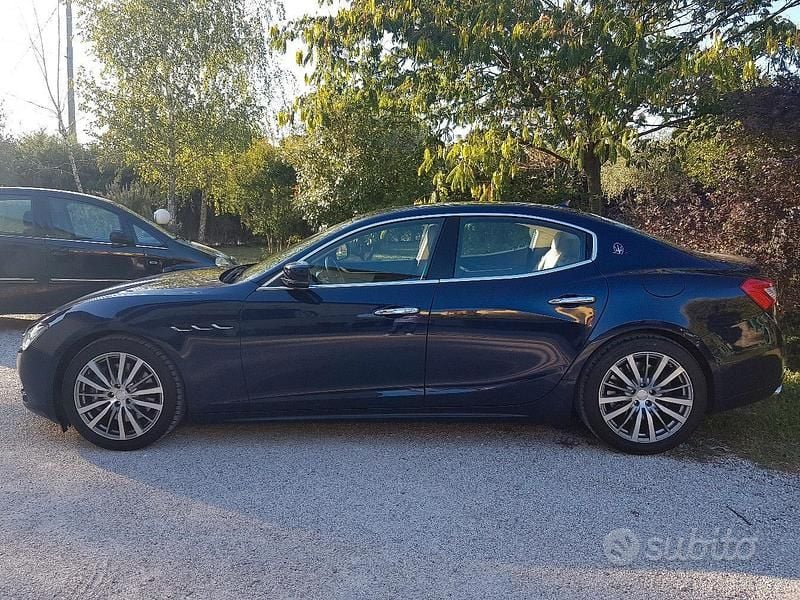 Usata Maserati Ghibli 250 CV (183 kW) 2015 Blu Berlina
