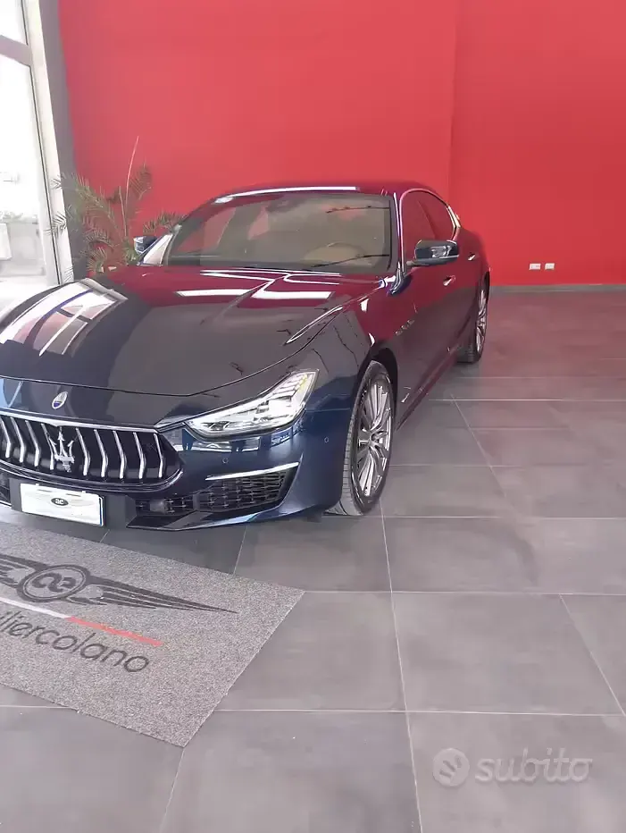 Usata Maserati Ghibli GranLusso 350 CV (257 kW) 2019 Blu Berlina