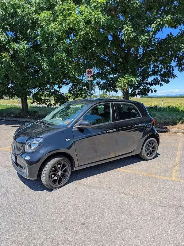 Usata Smart ForFour 71 CV (52 kW) 2018 Utilitaria