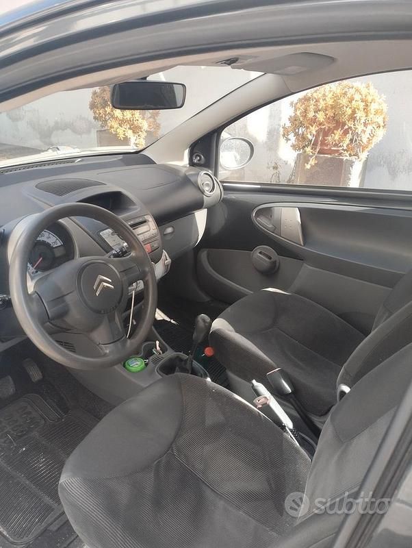 Usata Citroën C1 68 CV (50 kW) 2005 Grigio Utilitaria