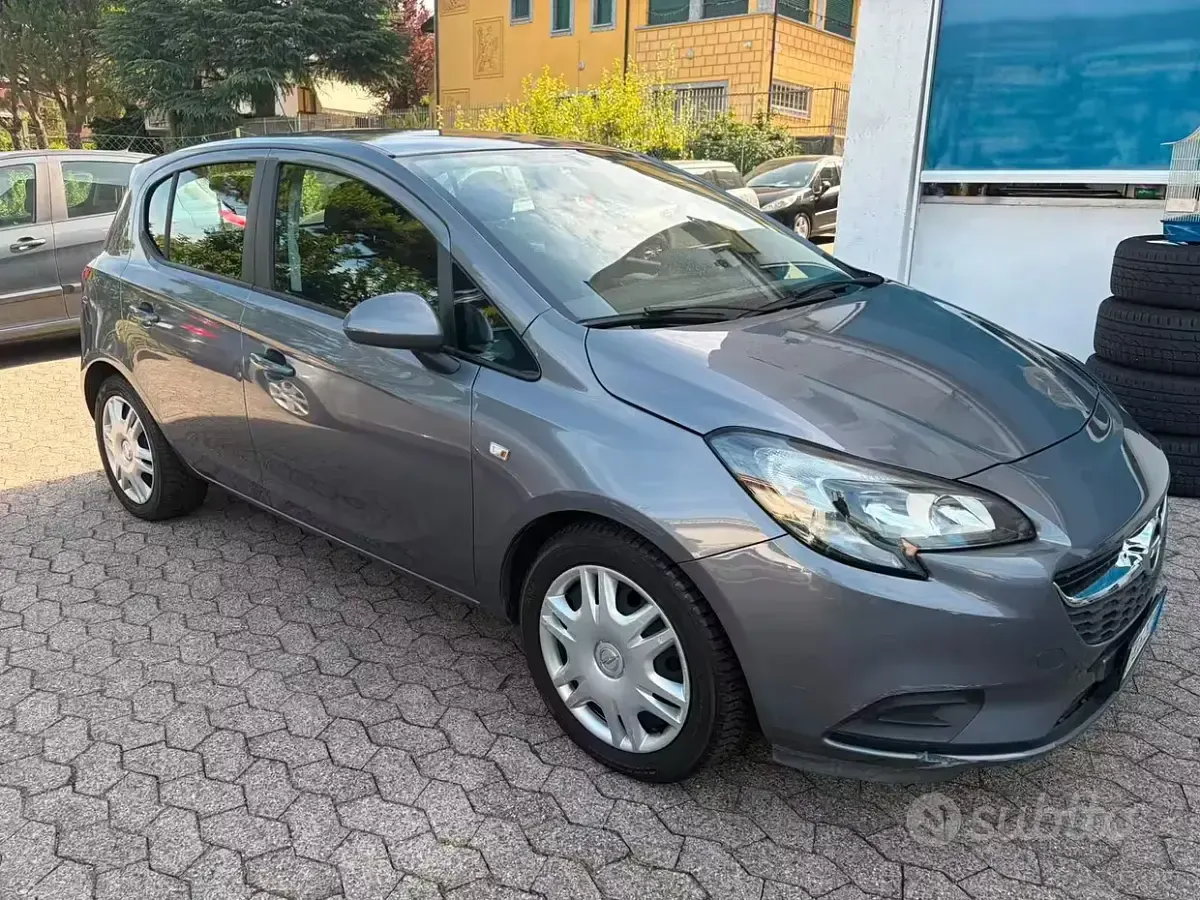 Usata Opel Corsa 90 CV (66 kW) 2016 Grigio Utilitaria