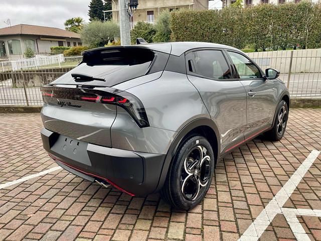 Nuova Alfa Romeo GT Junior Edizione Speciale 145 CV (106 kW) 2025 Argento SUV