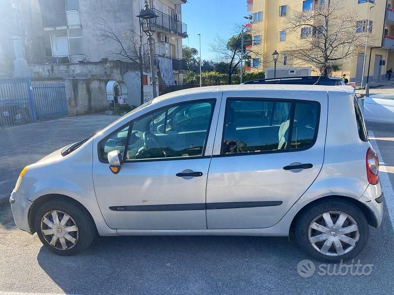 Usata Renault Modus 75 CV (55 kW) 2005 Monovolume