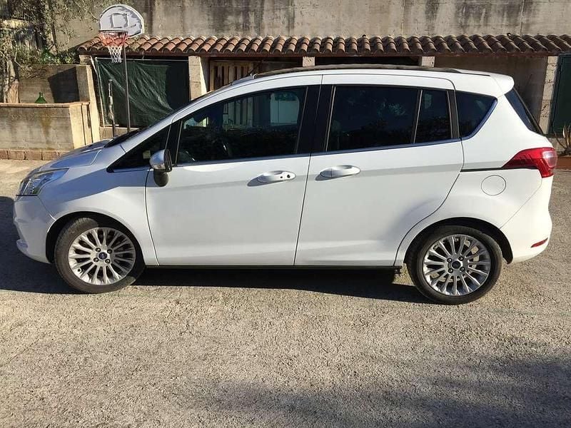 Usata Ford B-MAX Titanium 95 CV (69 kW) 2013 Bianco Monovolume