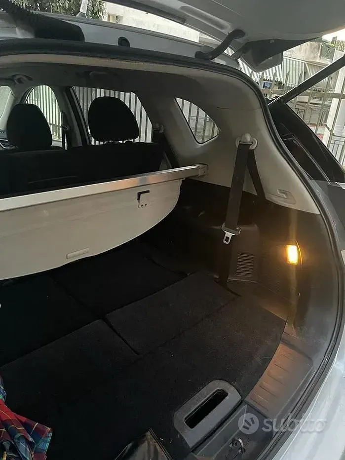 Usata Nissan X-Trail 131 CV (96 kW) 2015 Grigio SUV