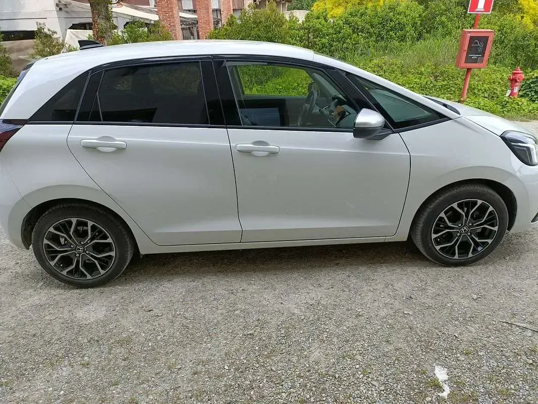 Usata Honda Jazz Executive 98 CV (72 kW) 2022 Utilitaria