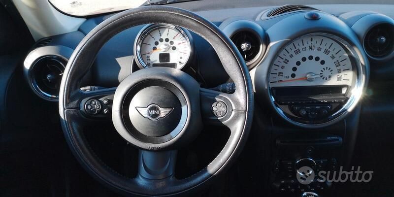 Usata Mini Cooper D Countryman 112 CV (82 kW) 2012 Verde SUV