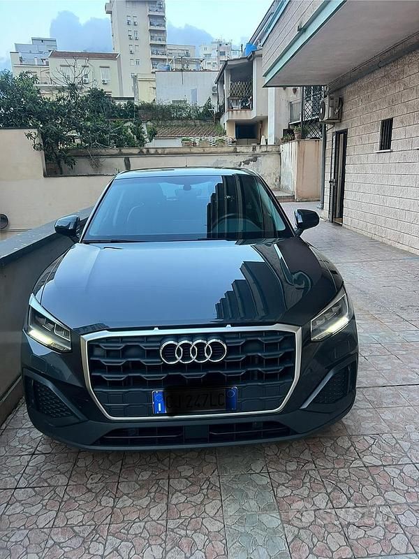 Usata Audi Q2 Admired 150 CV (110 kW) 2022 Grigio SUV