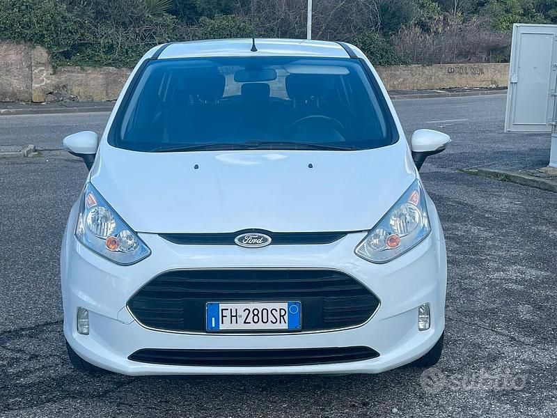 Usata Ford B-MAX 90 CV (66 kW) 2017 Bianco Monovolume
