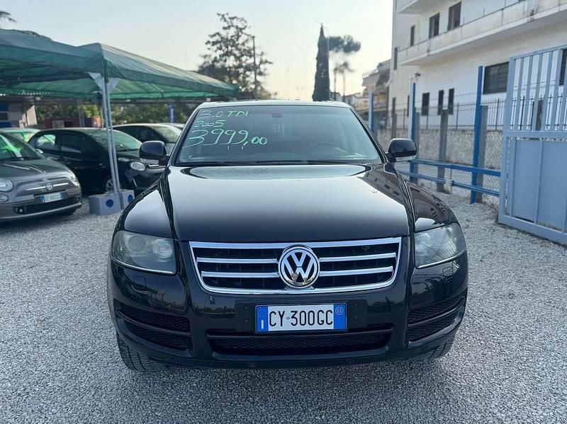 Usata VW Touareg 224 CV (164 kW) 2005 Nero SUV