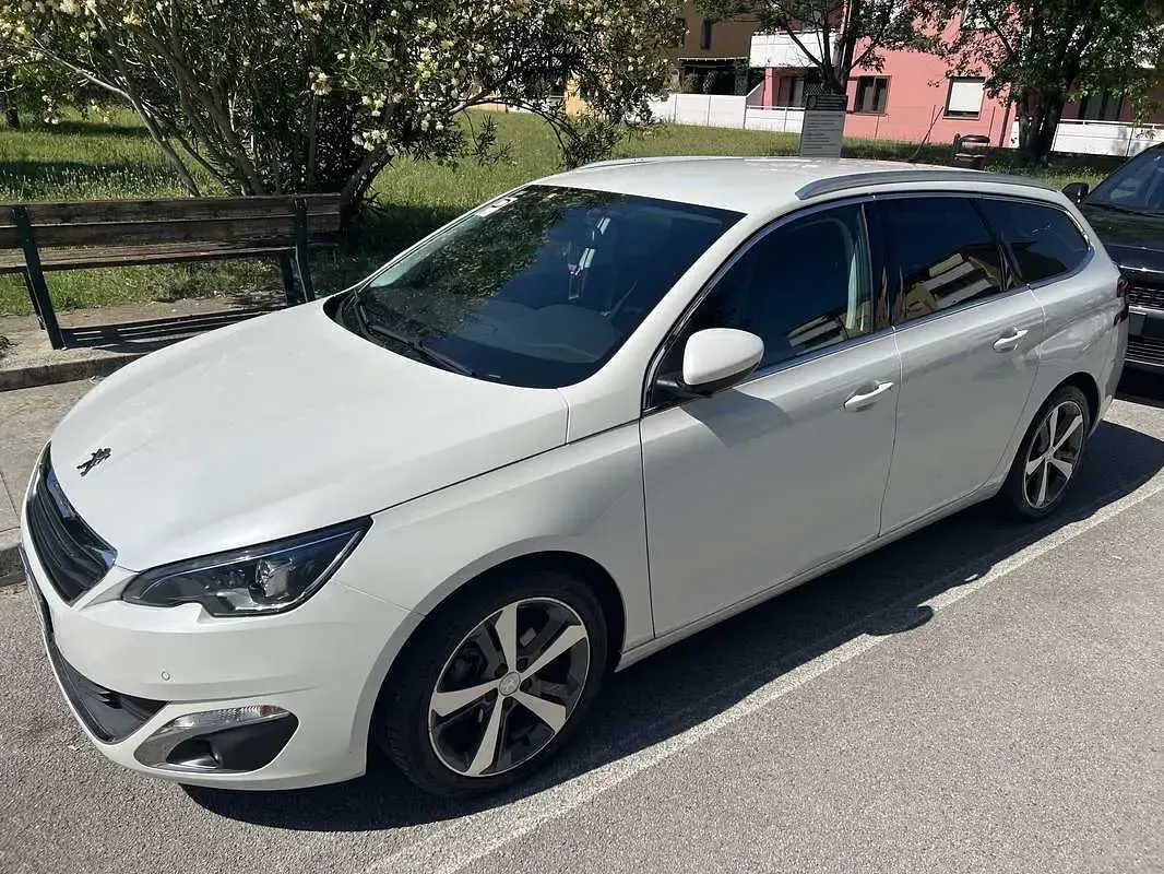 Usata Peugeot 308 SW Allure 120 CV (88 kW) 2017 Bianco Station wagon