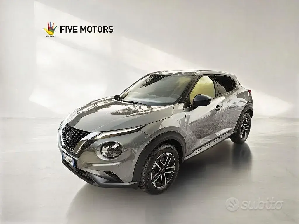 Usata Nissan Juke N-Connecta 114 CV (83 kW) 2024 Grigio SUV